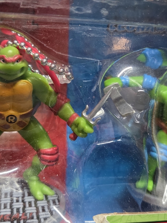 **Kids Collectible Action Figures - Green** - Picture 3 of 7